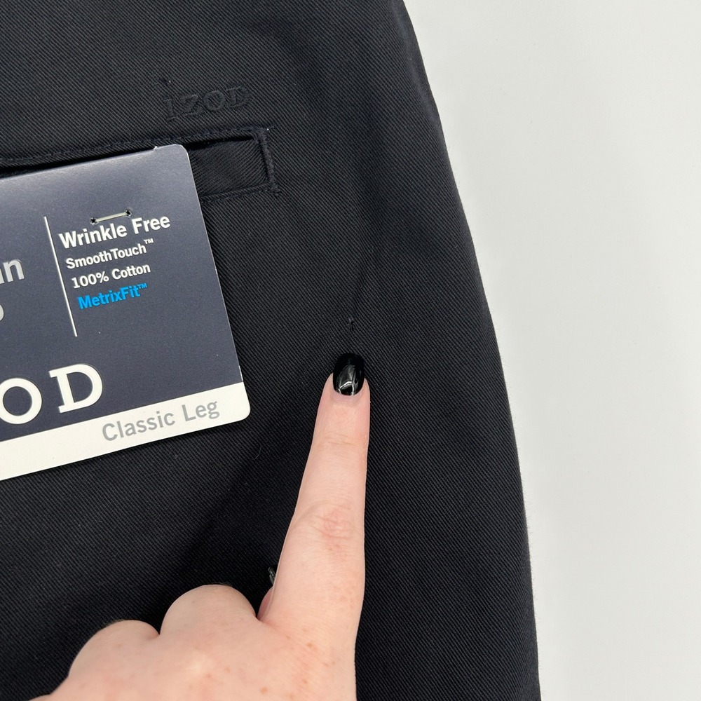 IZOD Mens American Chino Black Flat Front Pants 40x29 NWT FLAW Minimal Office - Picture 12 of 13